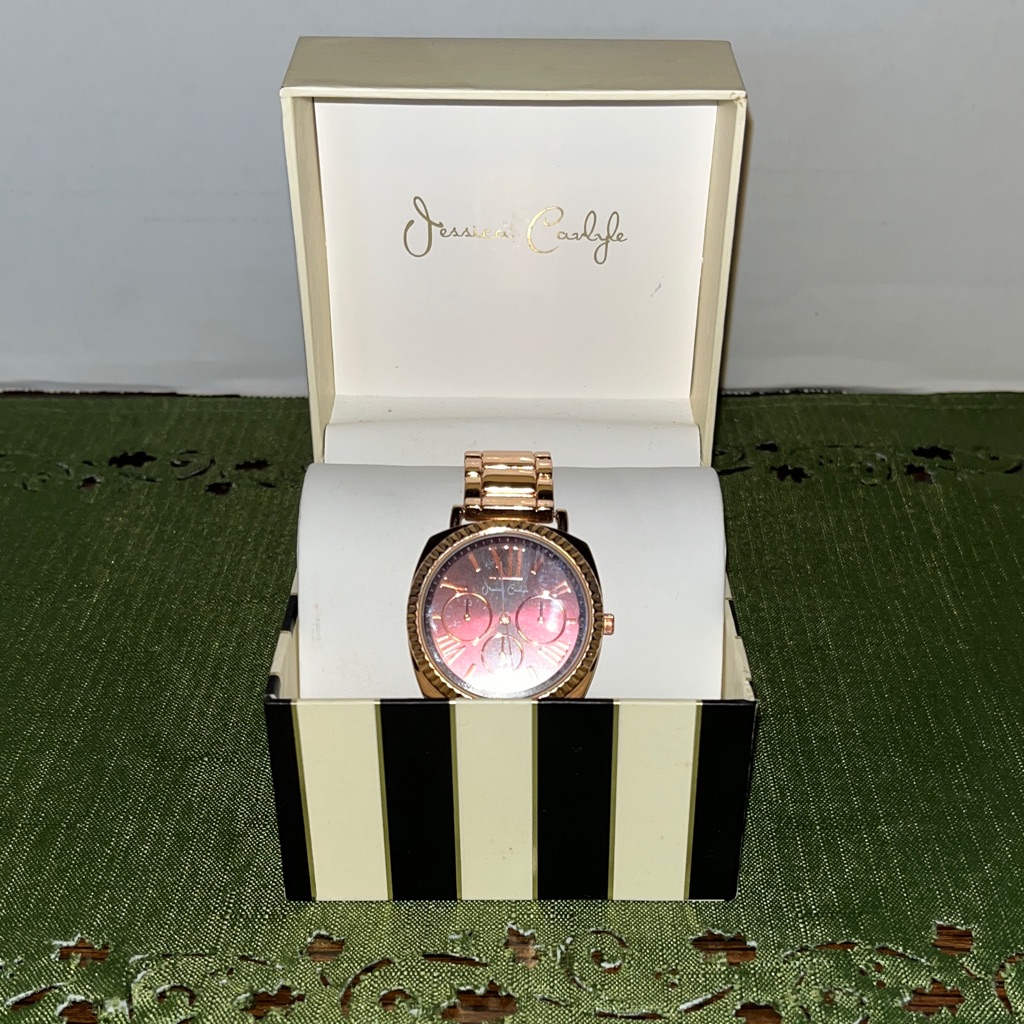 Rose Gold Watch With Pink Dial
